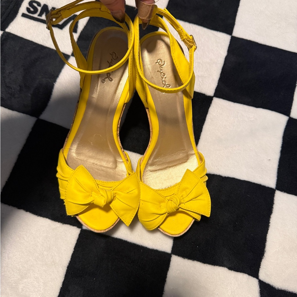 Qupid Yellow Bow Sandals
